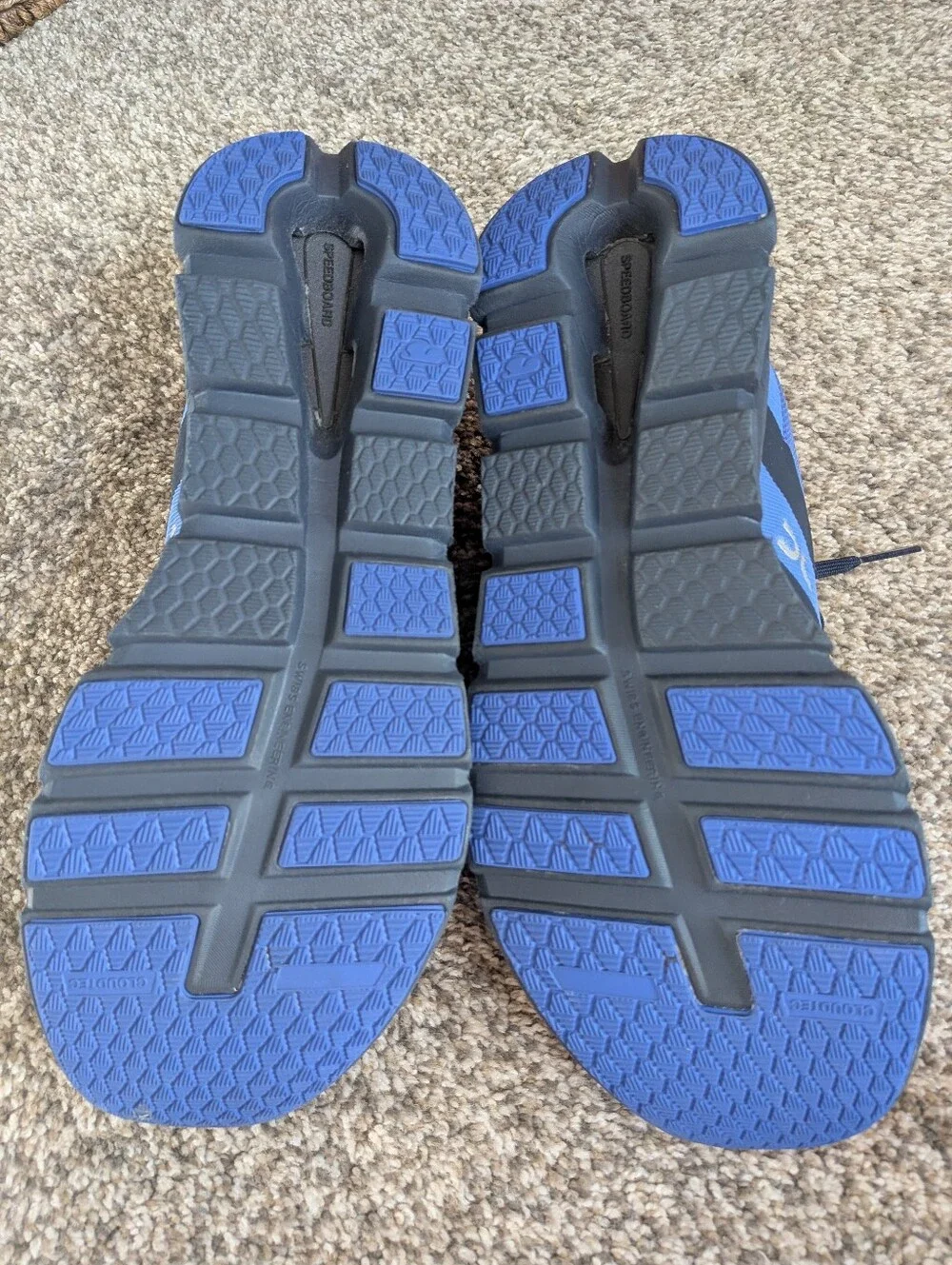 On Cloud Running Shoes In Blue And Black - Picture 4 of 5